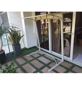 Outdoor shelter